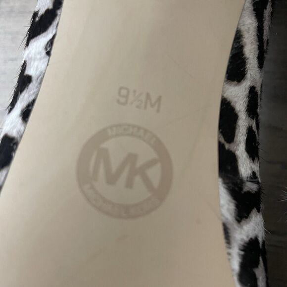 MICHAEL KORS MK Flex Mid pump Cream Printed Calf Hair CHEETAH Animal Print 9.5M - Picture 8 of 9